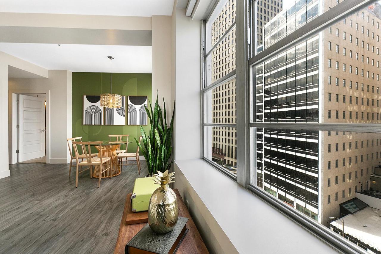 Luxury 2-Bedroom Condo Steps Away From The French Quarter Новий Орлеан Екстер'єр фото