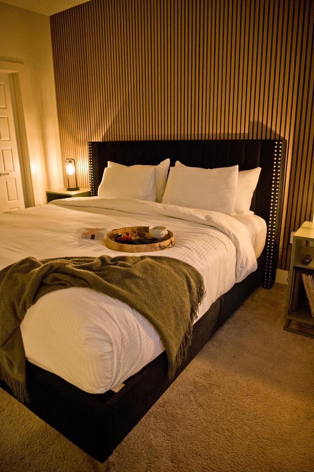 Luxury 2-Bedroom Condo Steps Away From The French Quarter Новий Орлеан Екстер'єр фото