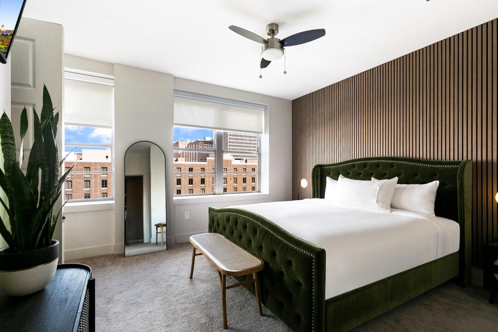 Luxury 2-Bedroom Condo Steps Away From The French Quarter Новий Орлеан Екстер'єр фото