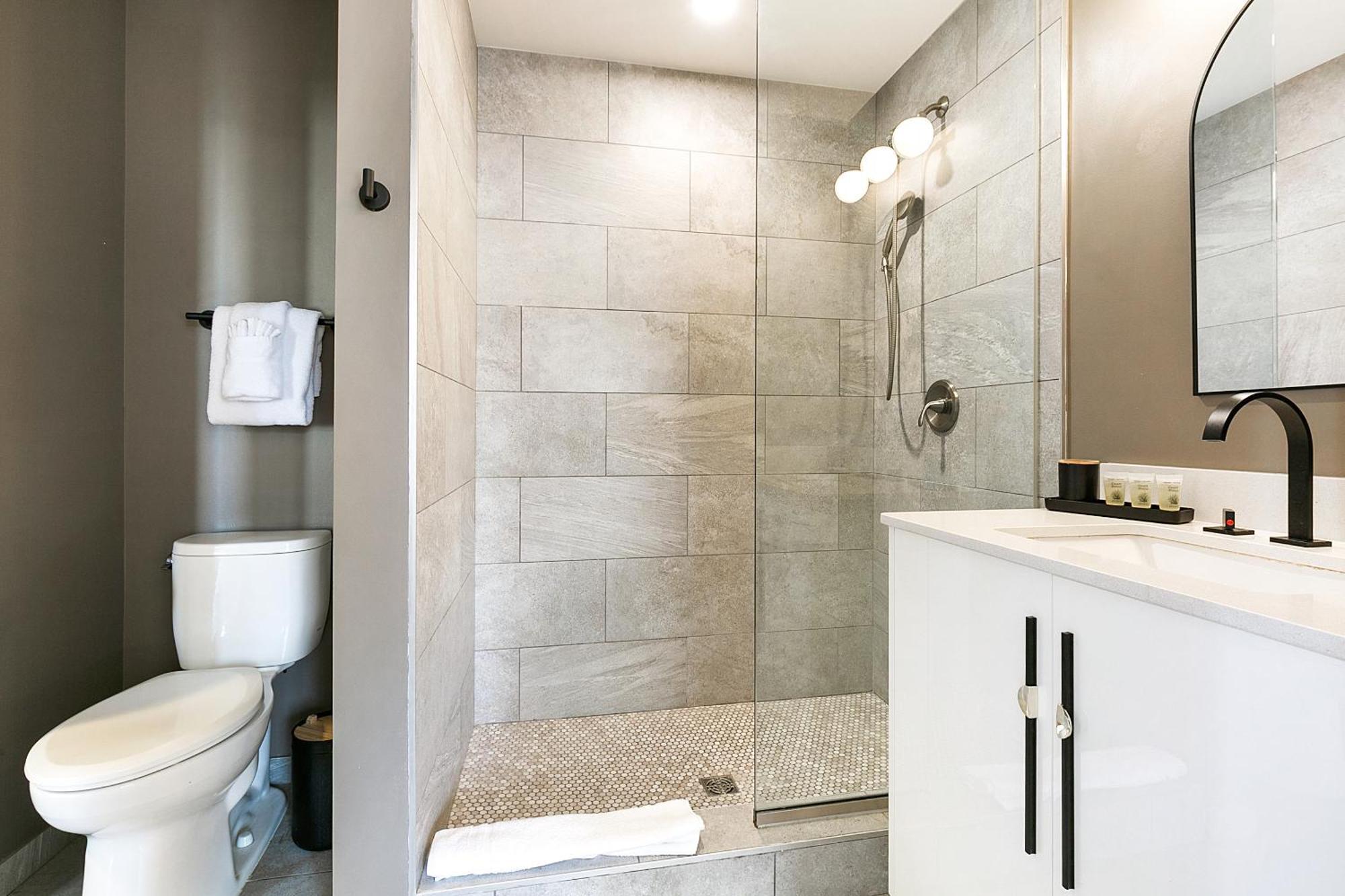 Luxury 2-Bedroom Condo Steps Away From The French Quarter Новий Орлеан Екстер'єр фото
